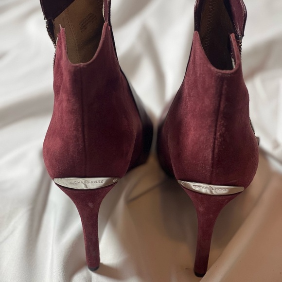 Michael Kors Brown Ankle Booties with High Heel - Picture 3 of 4